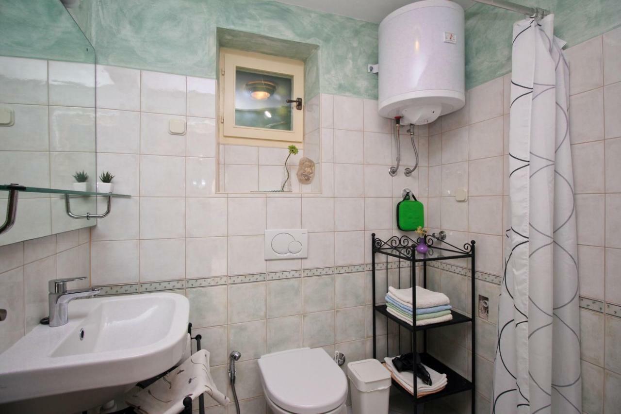 Apartment Olive Garden Punat Exterior photo
